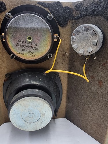 ATLANTEAN II TWEETERS, Midranges, Crossovers, & Speaker Terminals. PLEASE READ - Picture 10 of 12