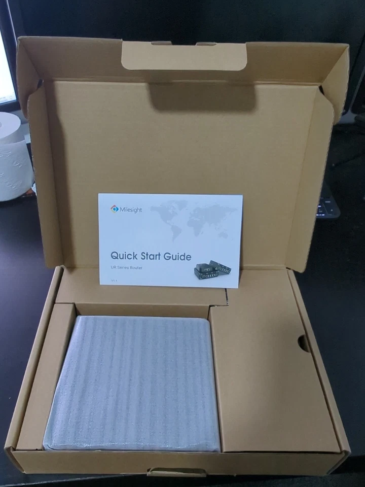 Milesight UR75 4G Industrial Router, Dual Sim, Wi-Fi, GPS, RS232/RS485 - Image 2 of 4