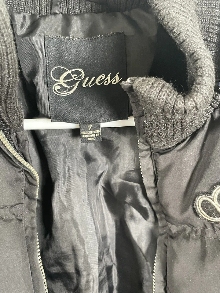 Guess Girls Black Puffer Jacket (size 7) Vintage Y2k Model E Style E - Image 2 of 4
