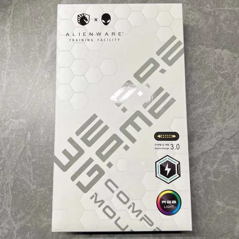 ALIENWARE RGB Game Mouse Pad 15W Qi Wireless Phone Charging Desk HOT - Image 4 of 4