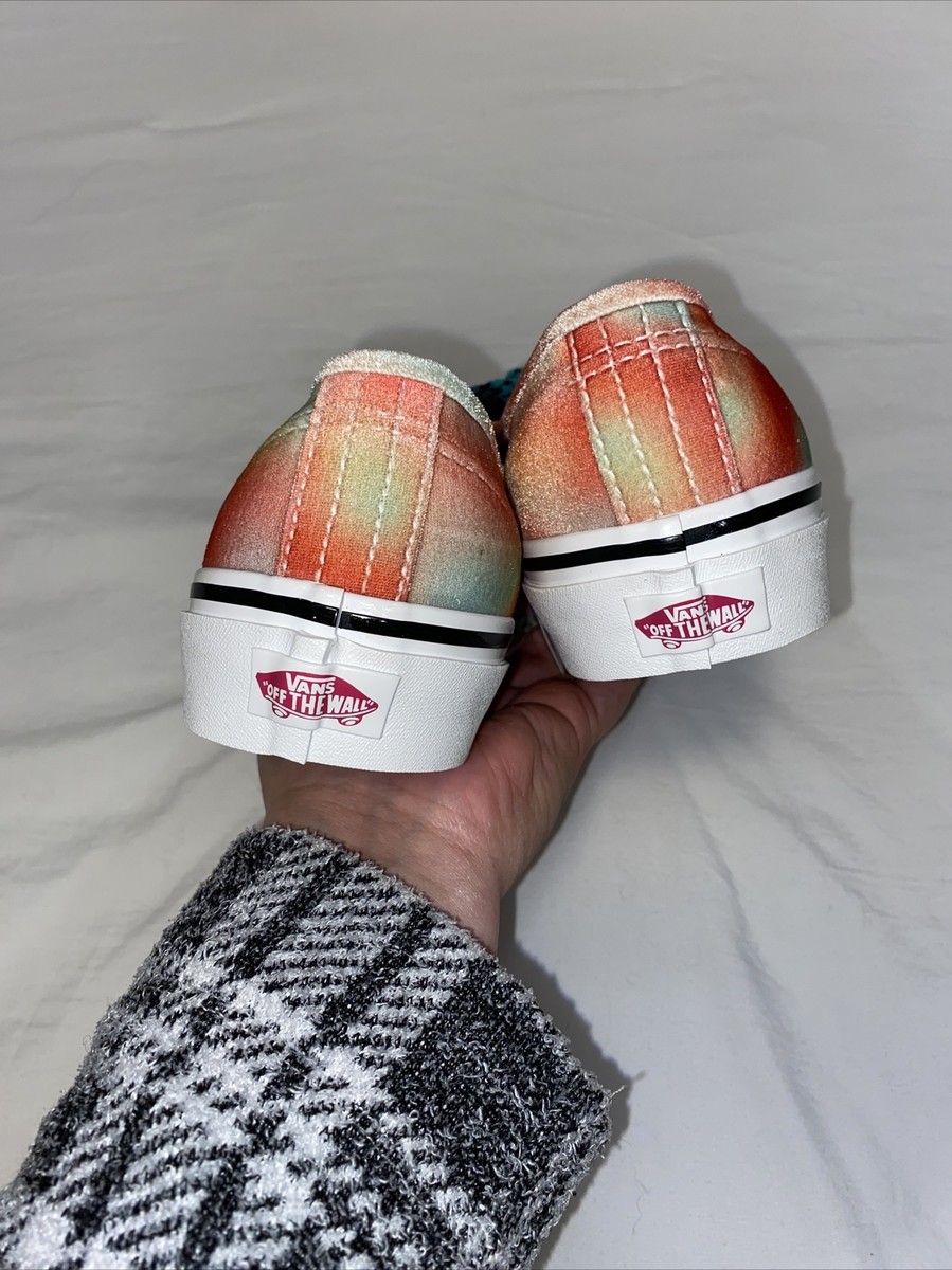 VANS IRENEISGOOD Authentic 44 D Sneakers Limited-Edition  display picture 1