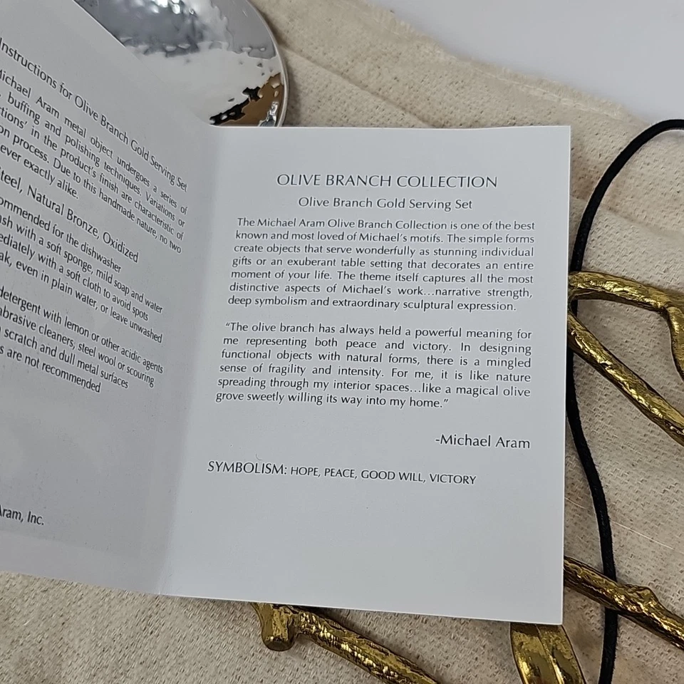 Juego de servir rama de olivo Michael Aram 11 1/2" con caja y bolsa de almacenamiento Foto 2 de 4