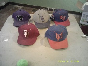5 fitted NCAA baseball hats