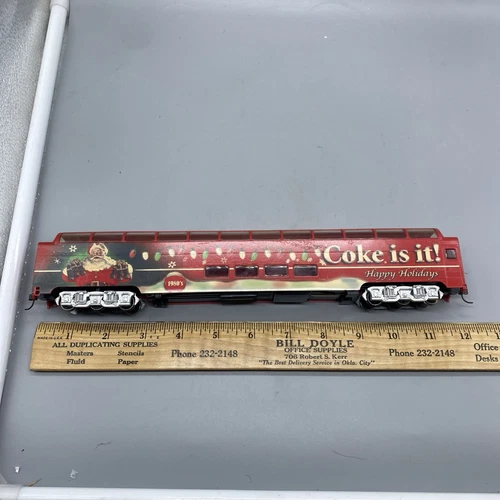 Bachmann Hawthorne Village Coca Cola HO Through The Years Express 1980s Dome Car - Picture 11 of 17