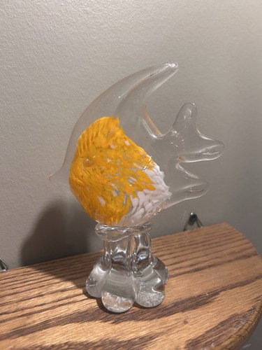 Beautiful  "Art Glass" Angel Fish Paperweight: 4.25" W x  5.5” T