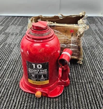 Torin ATH81002XR BIG RED 10Ton Double Ram Welded Hydraulic Car Bottle Jack Red