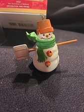 Hallmark Keepsake "Max" The Snowmen of Mitford Christmas Ornament 2000
