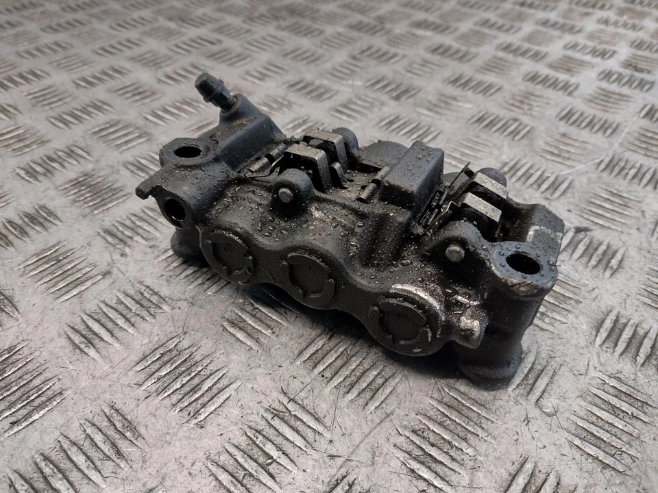 Conjunto de pinça frontal YAMAHA YZF R1 2014 - Imagem 3 de 4