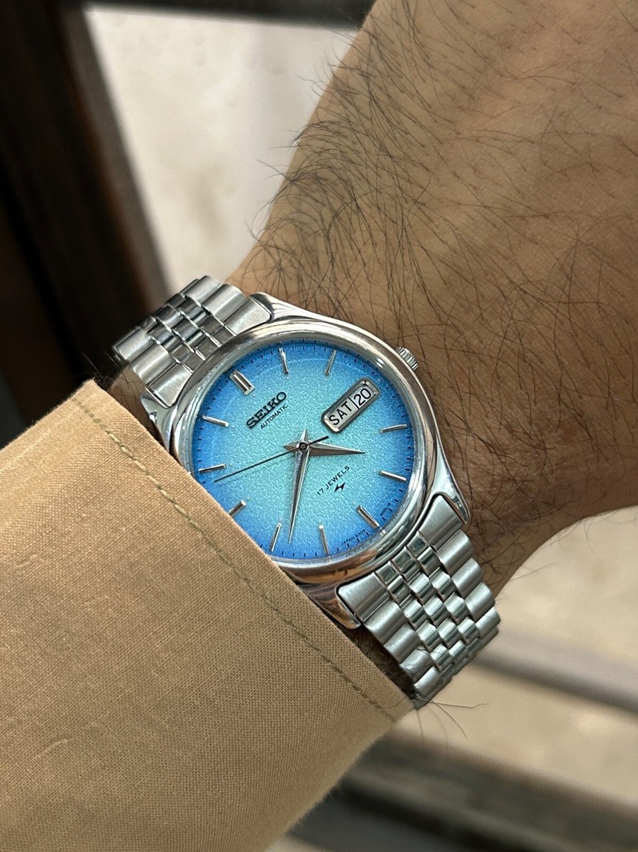Seiko Automatic 17 Jewels Light Blue Grain Dial Japan Men's