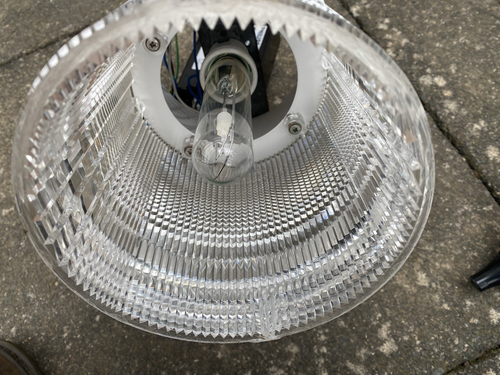 PHOSCO P109 POST TOP ORNIMENTAL STREET LIGHT LANTERN 70W METAL HALIDE +PHOTOCELL - Picture 15 of 23