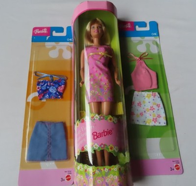 Barbie Pretty Flowers Puppe & 2 x Chic Fashion