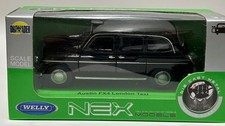 Austin FX4 London Taxi Car Model Toy Diecast 1:34-1:39 Welly SMALL SCRATCH