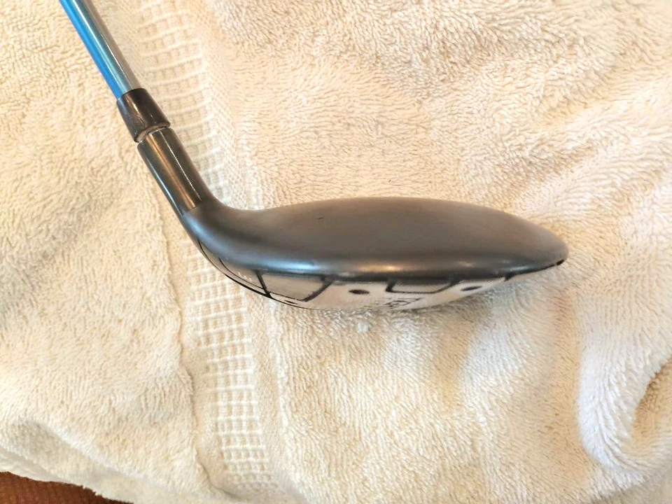 Adams Tight Lies Titanium Fairway Wood 3 Wood 15° Graphite Regular Right - Image 4 of 4