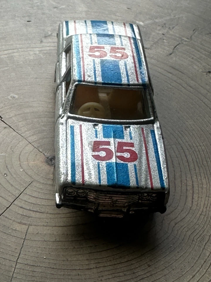 Coche plateado vintage Toyota Crown 4 puertas Yatming 1/64 diecast #1055 1974-1979 Foto 4 de 4