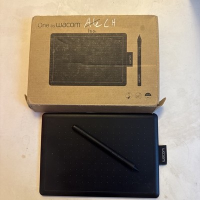 Wacom One by Wacom Creative Graphics Table with Pen, Black/Red Back  - CTL472672