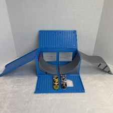 Transforming Sk8 Container Pro Fingerboard Modular Skatepark by Tech Deck