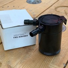 Vaschetta recupero vapori olio catch can universale NERO attacchi 12mm h.95mm