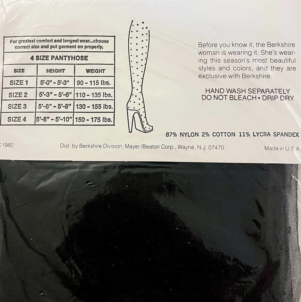 Колготки Berkshire Fashions черные изящные в горошек размер 2 новые винтажные 80-е новые с ценниками - Изображение 3 из 4