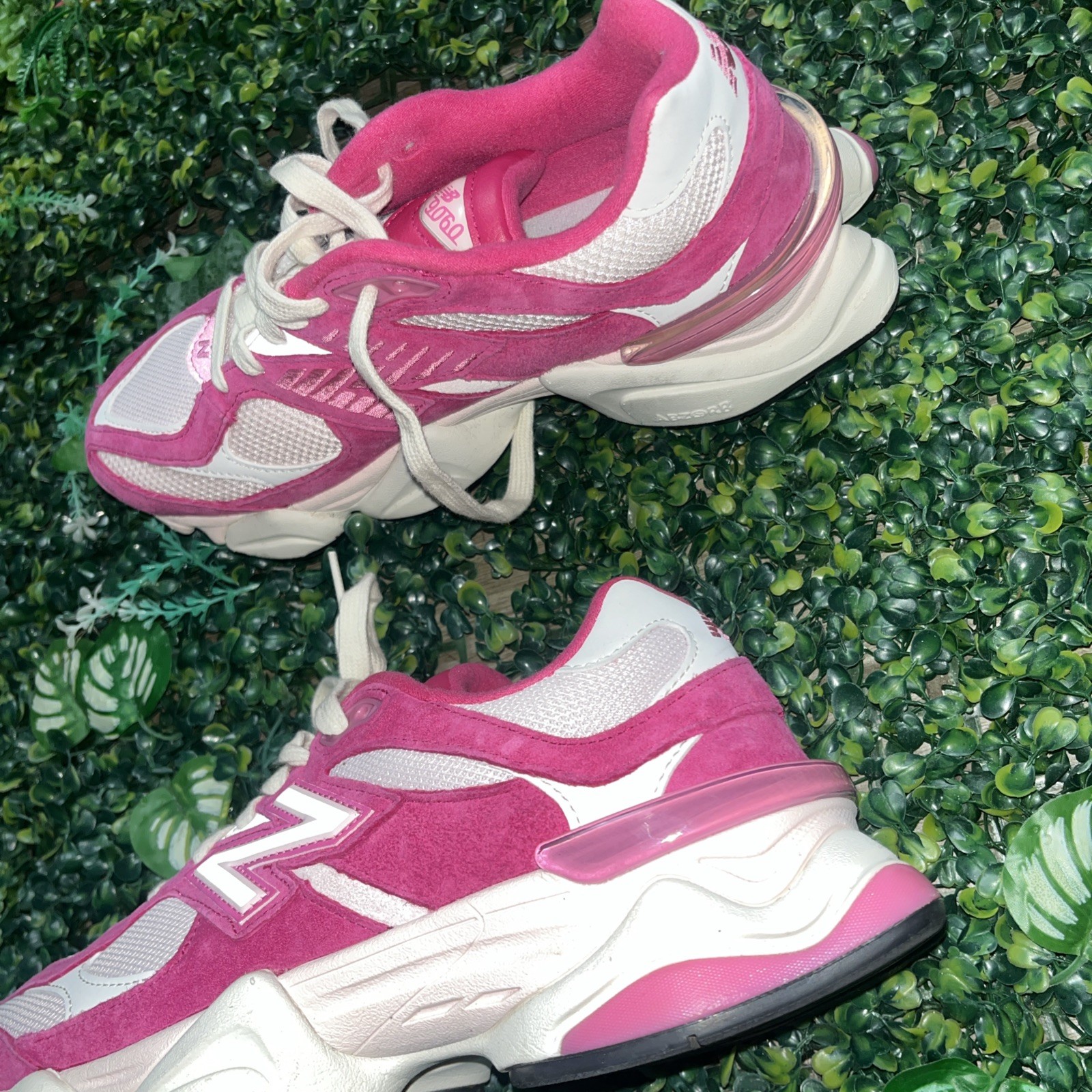 New Balance Pink 9060 Preownd Great Condition Sz 7 Eur 40 No Box Fast Shipping