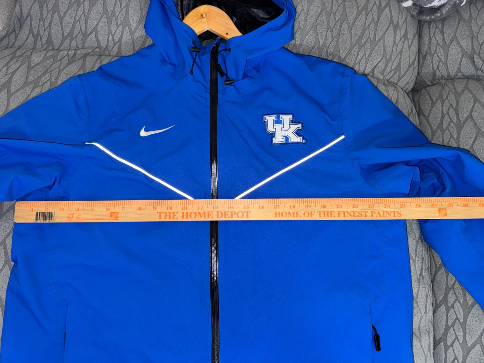Nike Kentucky Wildcats Football Team Issue PE Storm-FIT Rain Jacket Men XL NCAA thumbnail 11