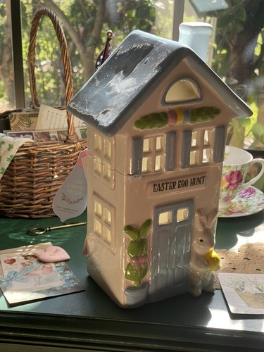 Easter Egg Hunt Lighted LED House Rachel Ashwell The Farmhouse NWT - Picture 2 of 6