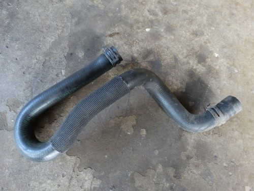 BMW E60 E61 M5 E63 E64 M6 Schlauch Zusatzwasserpumpe-Wasserventil 6930549
