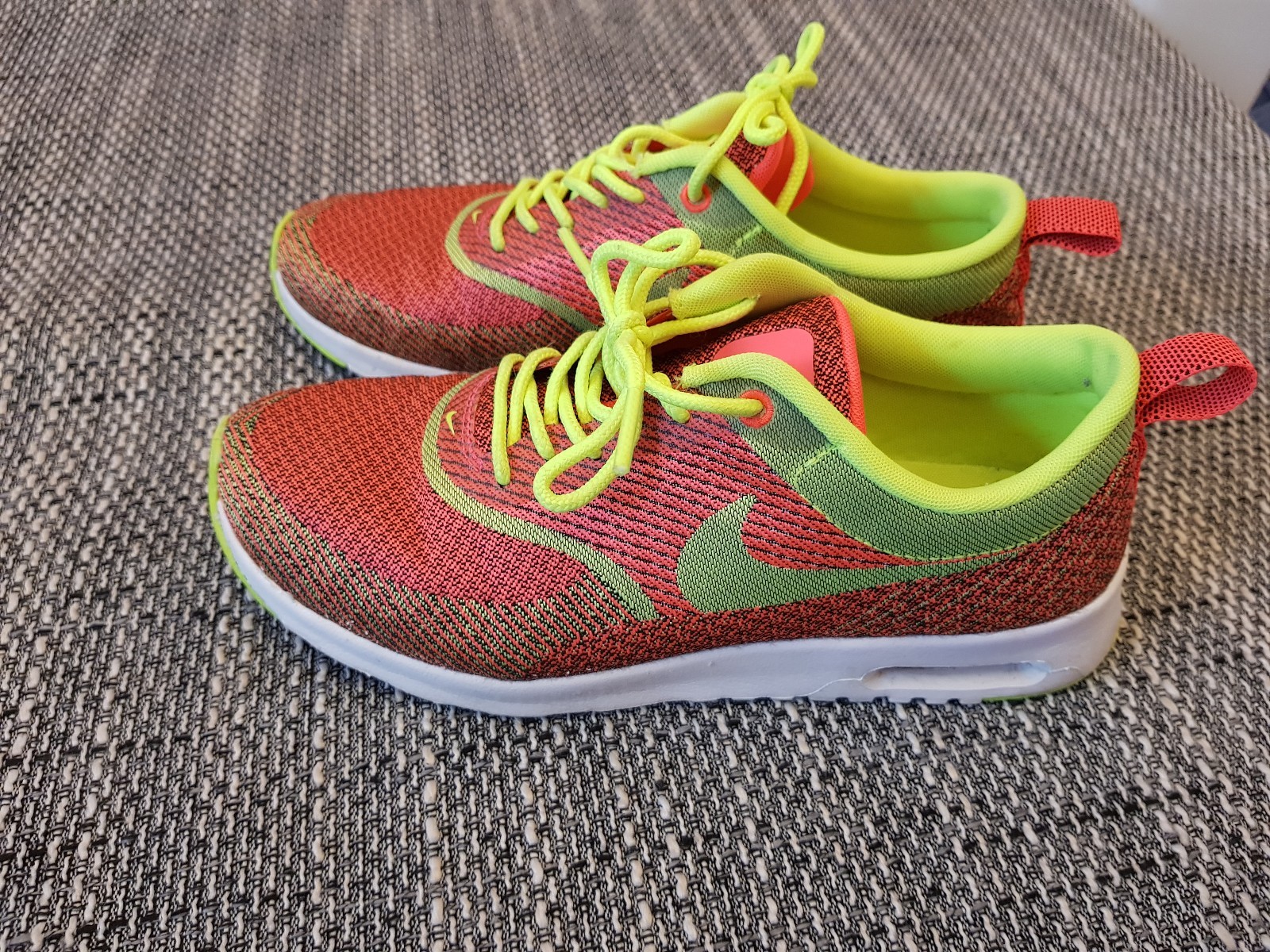 nike air max thea coral