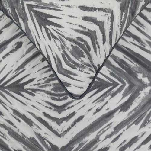 Decorative Twin Bed Runner Grey & White, Quilted Cotton - Grey Semblance - Picture 3 of 5