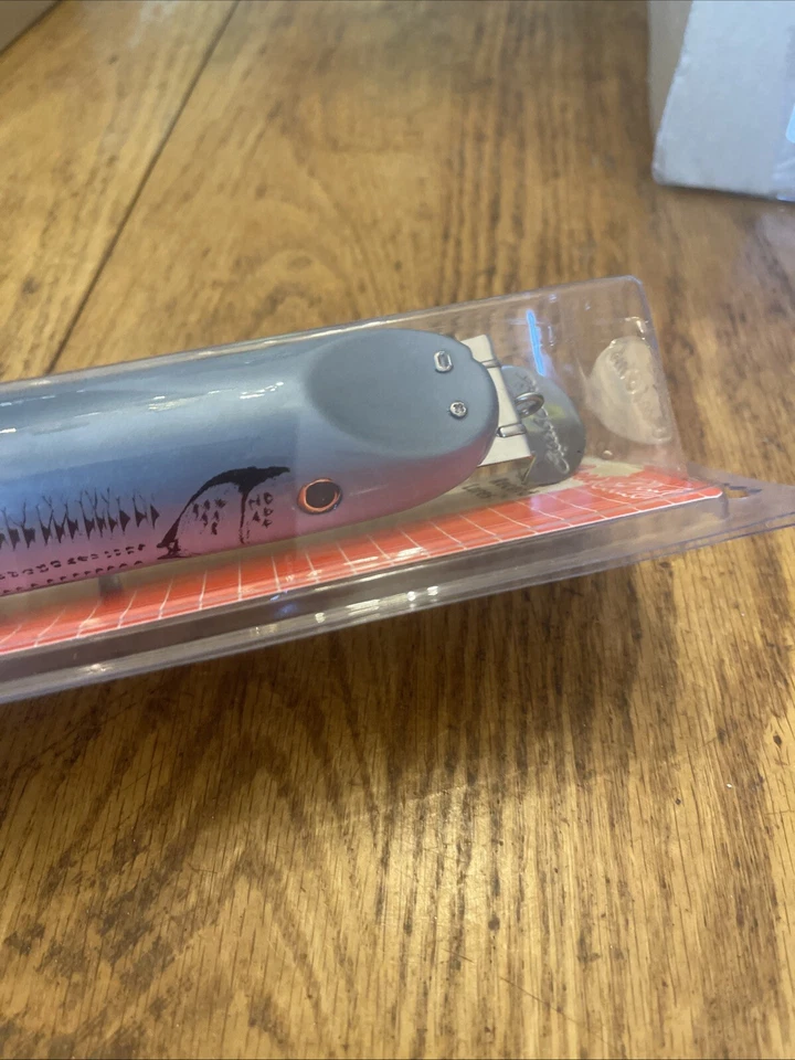 Pikie de madera vintage Creek Chub 7-7/8" Baby Striper gris nuevo Foto 4 de 4