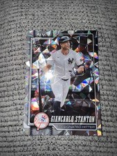 2026 Topps Baseball Giancarlo Stanton Yankees - Diamante Foil - #341 - MINT!