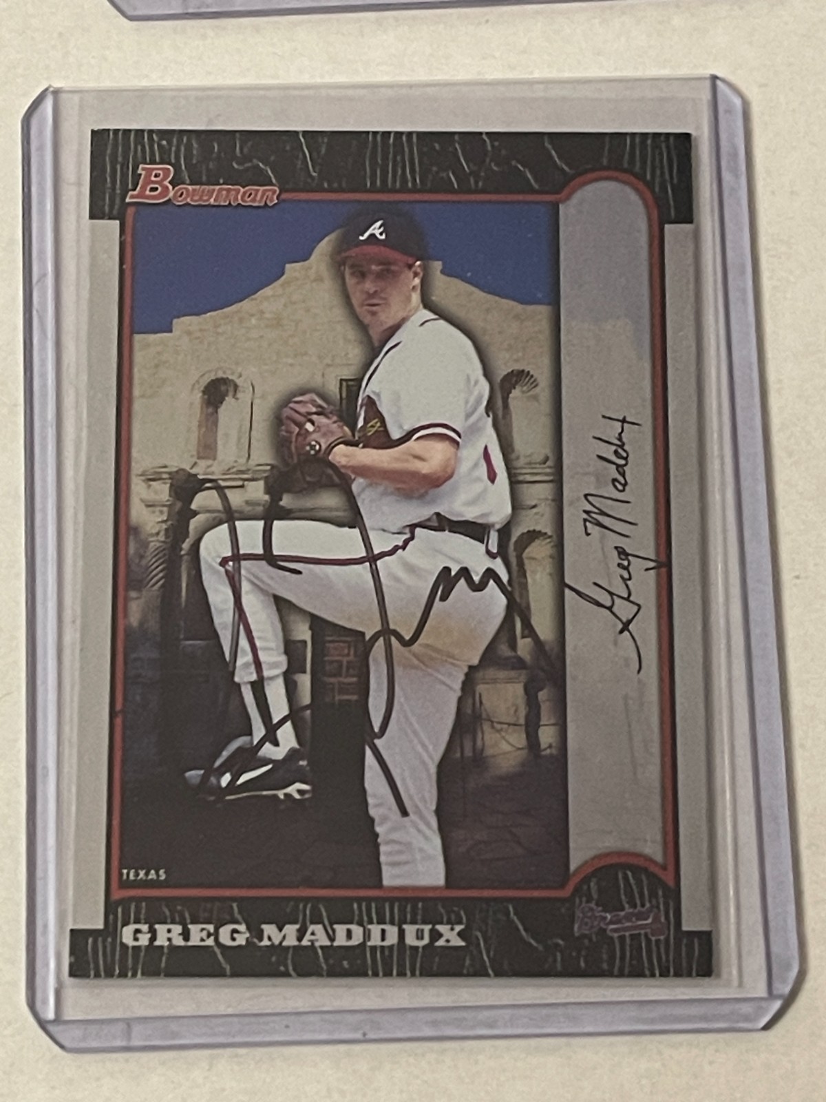 Greg Maddux Autographed Signed Atlanta Braves 1999 Bowman International #16 Beckett BAS BU86463 HOF Braves 