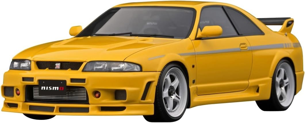 ignition model 1/18 Nissan Skyline GT-R NISMO 400R (BCNR33) Yellow
