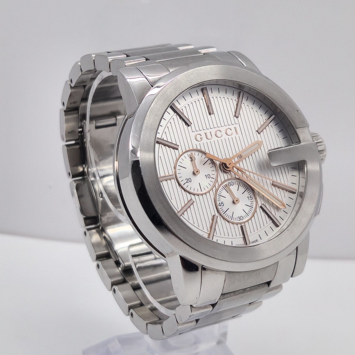 GUCCI G-CHRONO MENS $1820 SILVER ROSE GOLD ACCENTS CHRONOGRAPH