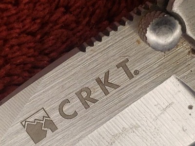 CRKT 4020RH Graham Stubby Folding Razel 2