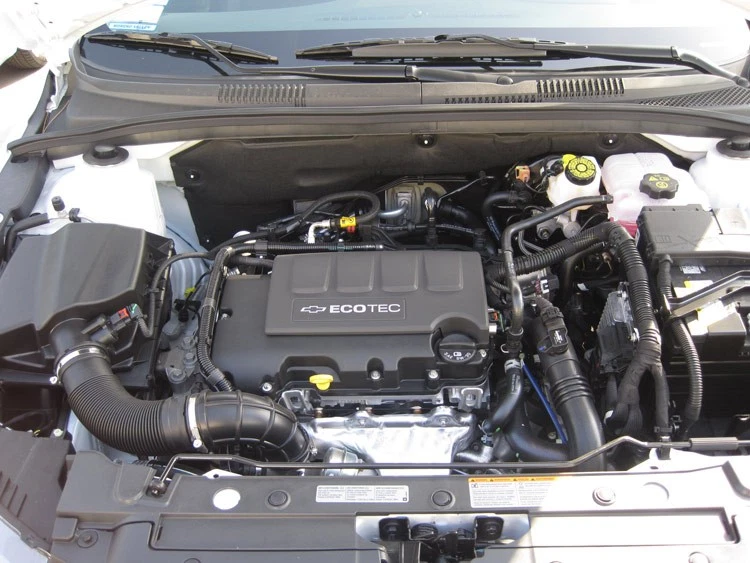 K&N 09-12 Chevrolet Cruze / 09-11 Opel Astra J / Vauxhall Astra MK6 repuesto Foto 2 de 2