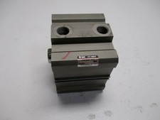 SMC CDQ2B80-30D COMPACT CYLINDER  UNMP