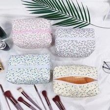 Floral Pattern Quilted Makeup Bag Set, Multicolor Fabric with Zipper