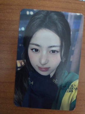 Yunjin LE SSERAFIM Fotokarte ''PUREFLOW pt.1'' Kpop Official Knpops POB