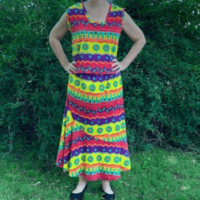 Vintage brightly colored 2 pc knit outfit