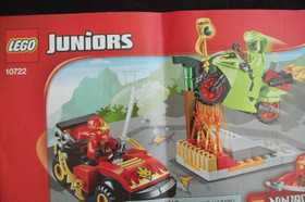 LEGO / JUNIORS # 10722 / INSTRUCTION MANUAL