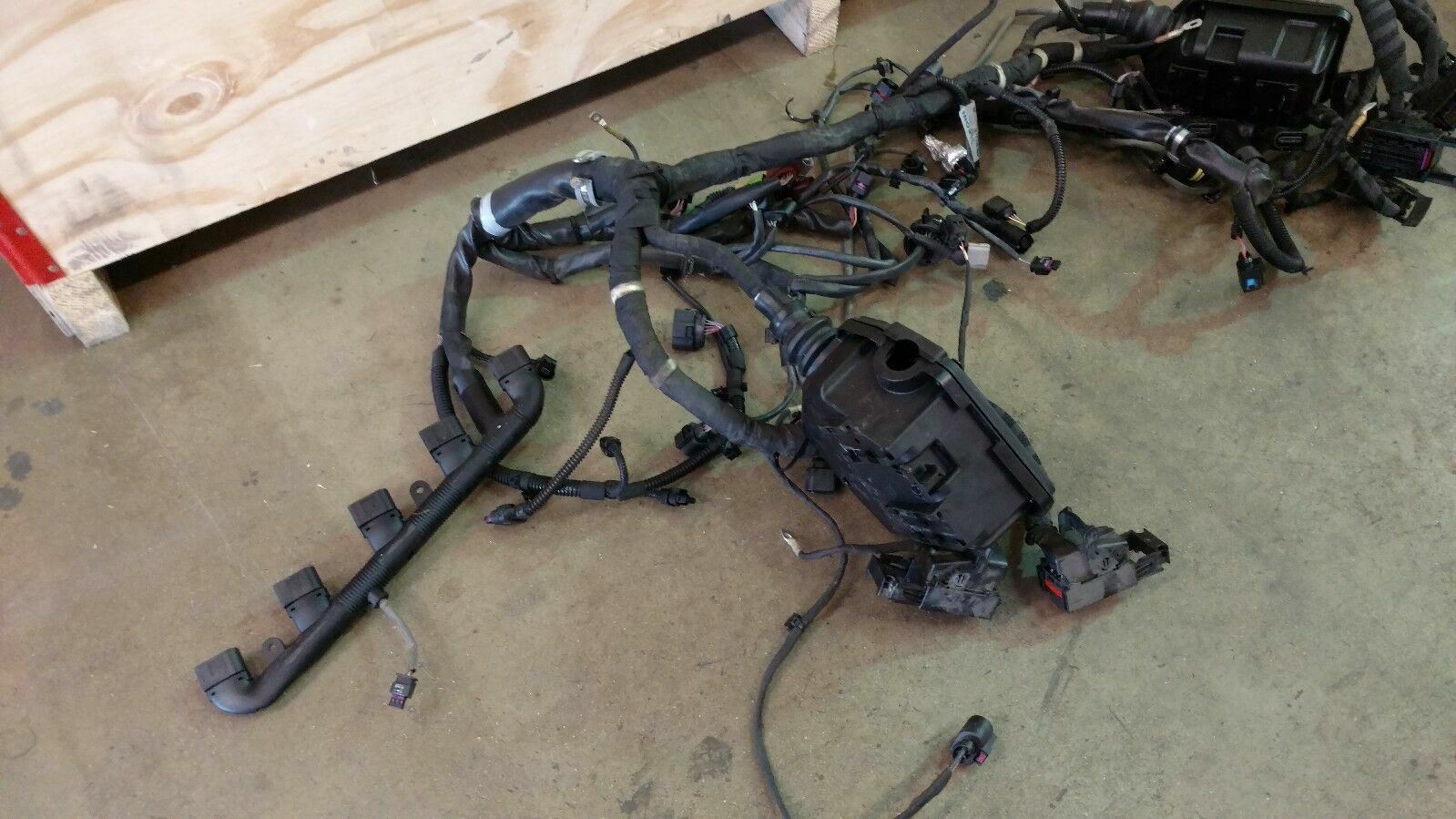 LAMBORGHINI HURACAN REAR ENGINE WIRING HARNESS COMPLETE ASSEMBLY OEM 4S8971713