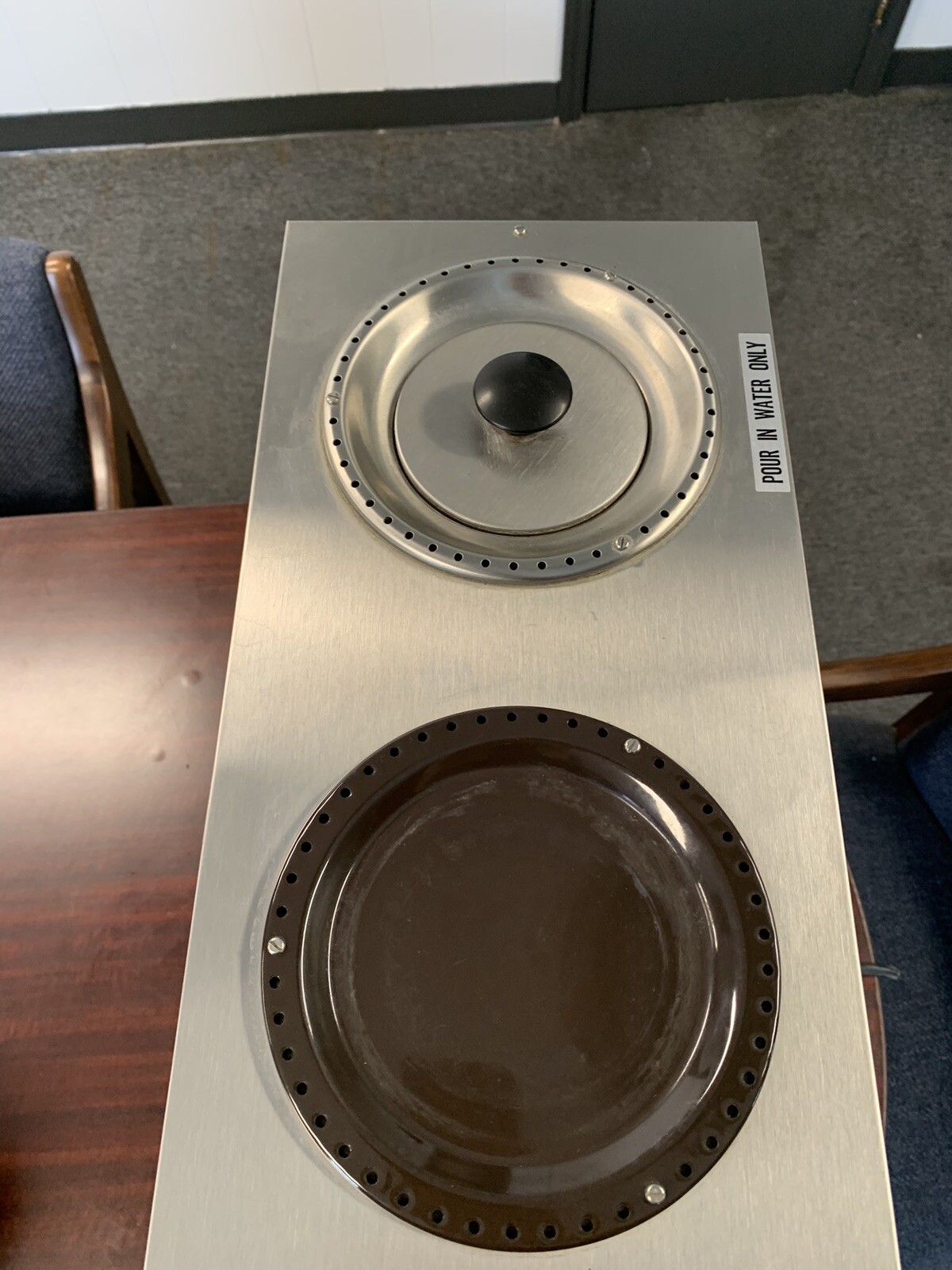 Bunn Commercial Coffee Maker Model VPR W/G Warmer PourOMatic WITH