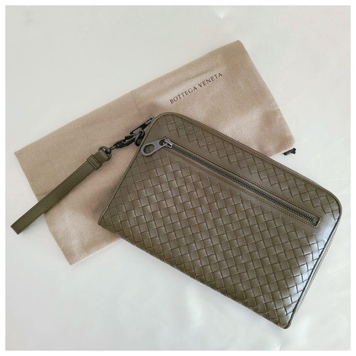 Bolso Clutch Bottega Veneta Intrecciato Cuero Verde Oliva H7.1"×W10.6"×D0.8" JP - Imagen 14 de 14