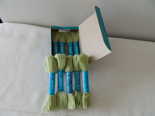 ANCHOR Tapisserie Wool Pistachio Green Grey Moth Resistant Made Great Britain - Picture 5 of 12