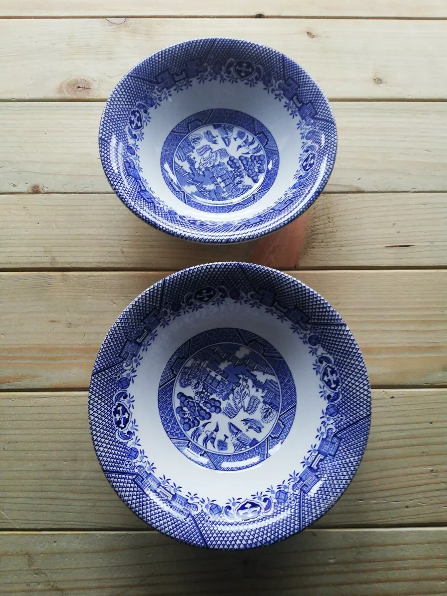 Willow top pattern bowls