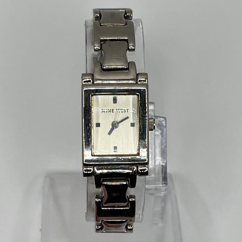Nine West Women's Watch Rectangle Silver Dial Silver Tone Band NEW BATTERY RUNS! - Image 2 of 4
