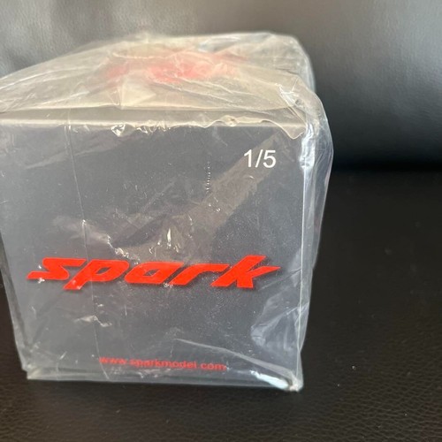 Spark 1/5 scale Kimi Räikkönen 2020 Helmet New with box - Picture 4 of 4