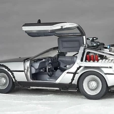 Delorean Back to the Future Movie Revo Detailed Model
