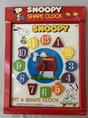Vintage Snoopy Shape Clock/Fit A Shape Clock .  See Description.