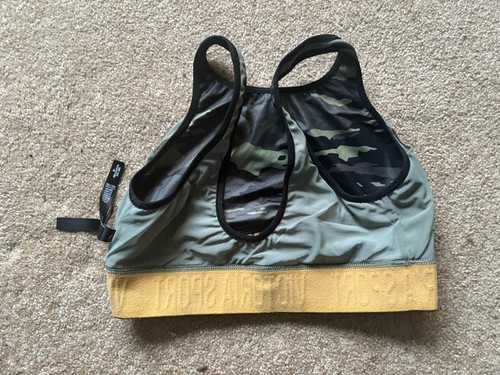 Sujetador Deportivo Victoria's Secret Talla M Camuflaje Inalámbrico Acolchado Ajustable Pullover - Imagen 5 de 5